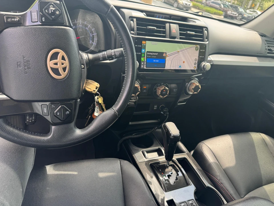 2016 Toyota 4Runner 5th Gen - Image 27 of 31