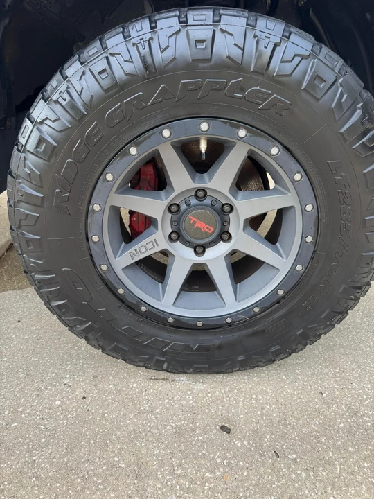 2016 Toyota 4Runner 5th Gen - Image 14 of 21