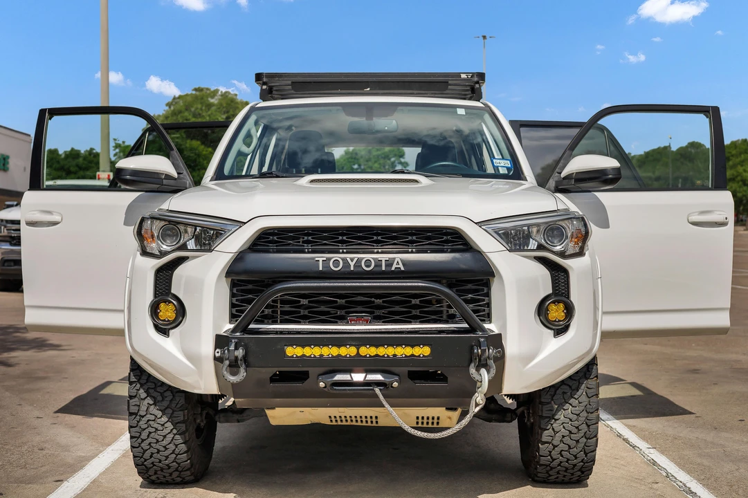 2016 Toyota 4Runner 5th Gen - Image 10 of 31