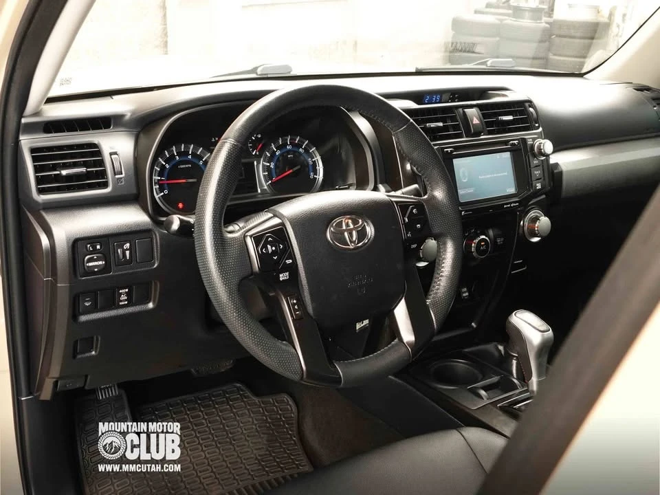 2016 Toyota 4Runner 5th Gen - Image 11 of 20