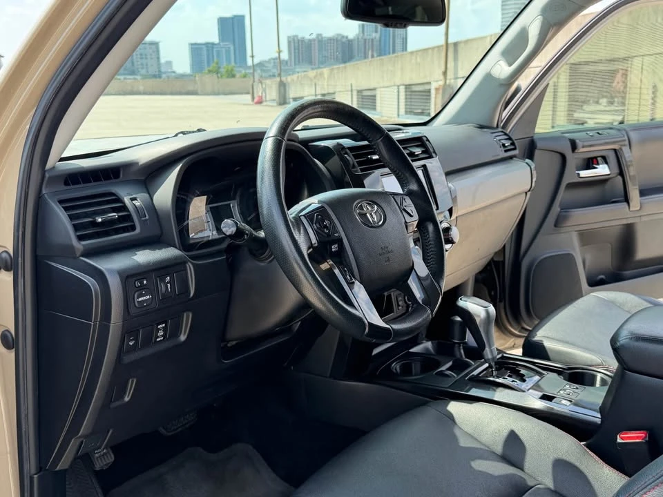 2016 Toyota 4Runner 5th Gen - Image 13 of 20