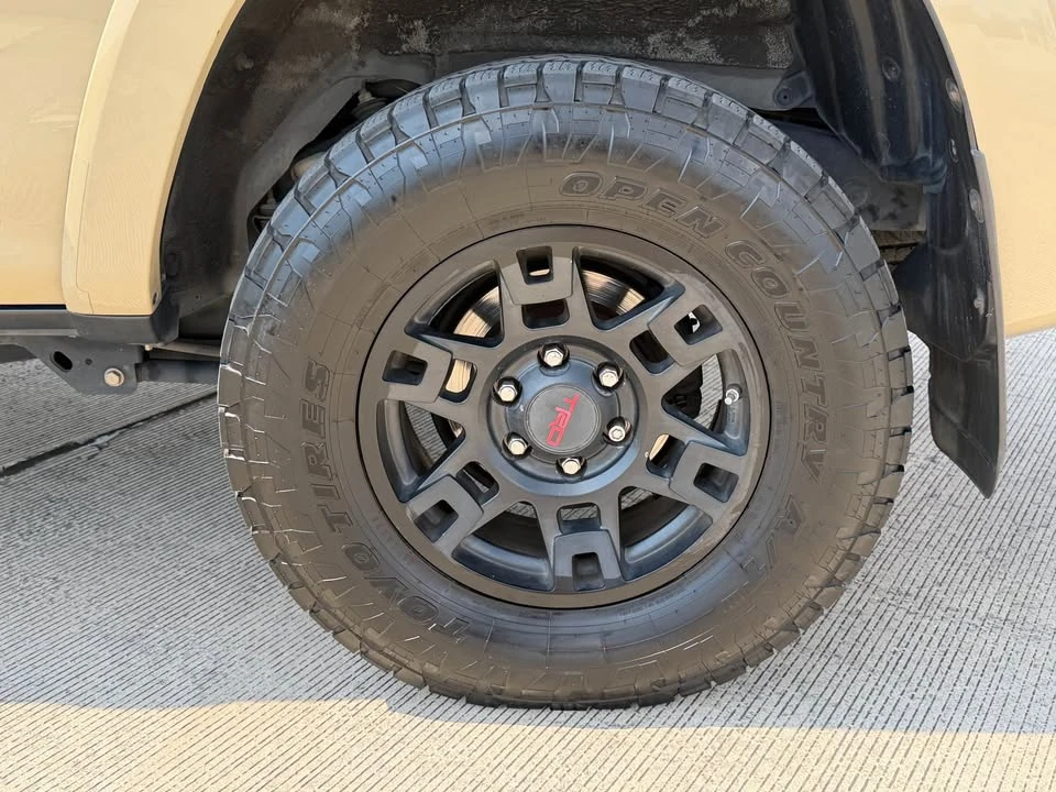 2016 Toyota 4Runner 5th Gen - Image 12 of 20