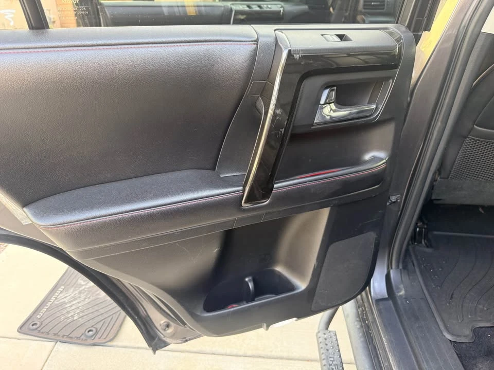 2016 Toyota 4Runner 5th Gen - Image 10 of 13