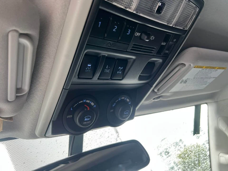 2016 Toyota 4Runner 5th Gen - Image 12 of 19