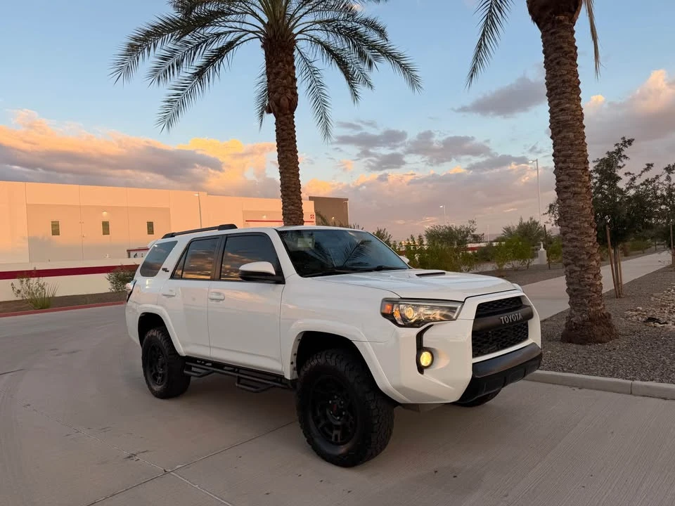 2016 Toyota 4Runner 5th Gen - Image 4 of 18