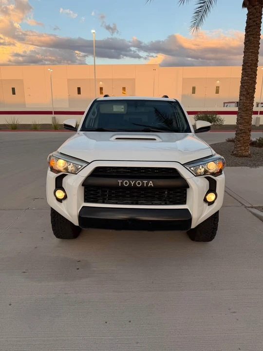 2016 Toyota 4Runner 5th Gen - Image 5 of 18