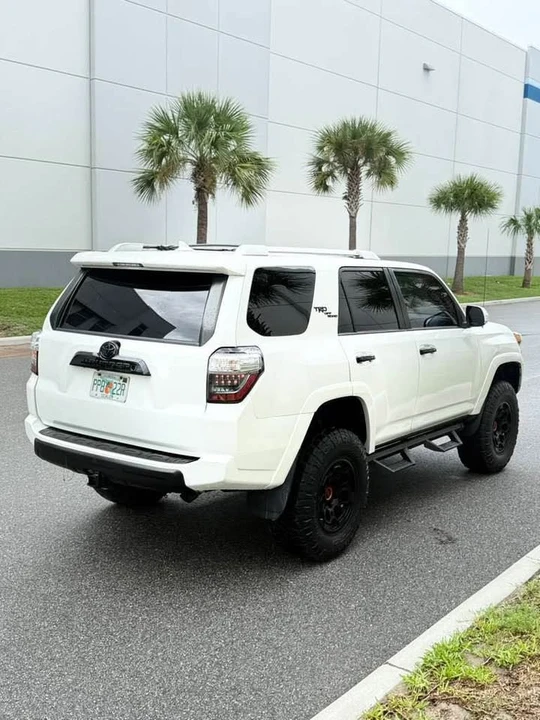 2016 Toyota 4Runner 5th Gen - Image 4 of 12
