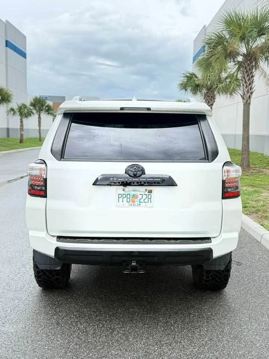 2016 Toyota 4Runner 5th Gen - Image 7 of 12