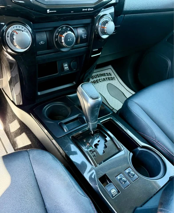 2016 Toyota 4Runner 5th Gen - Image 7 of 9