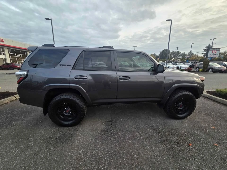 2016 Toyota 4Runner 5th Gen - Image 15 of 16