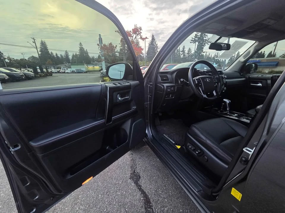 2016 Toyota 4Runner 5th Gen - Image 10 of 16