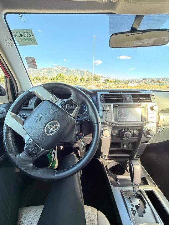 2016 Toyota 4Runner 5th Gen - Image 9 of 13