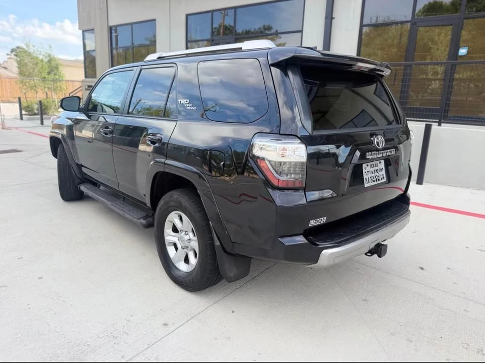 2016 Toyota 4Runner 5th Gen - Image 11 of 13