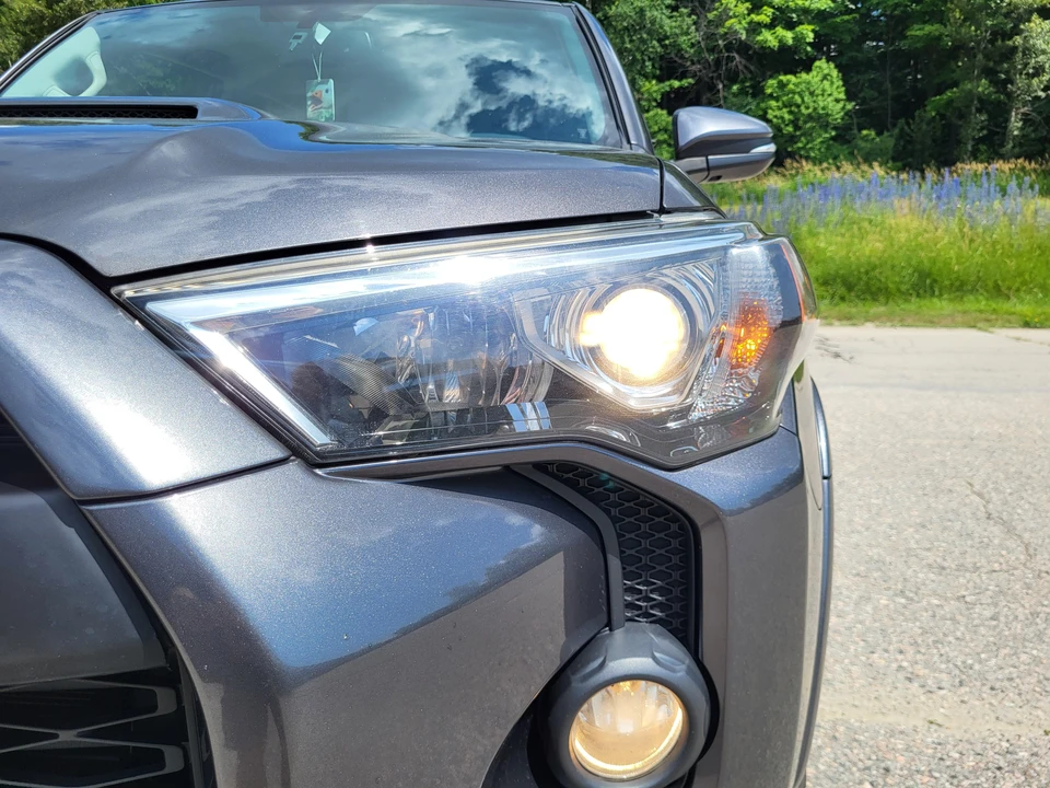 2016 Toyota 4Runner 5th Gen - Image 10 of 31