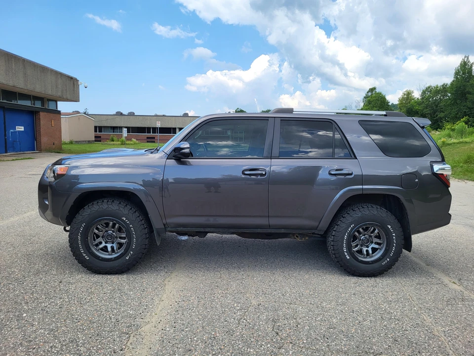 2016 Toyota 4Runner 5th Gen - Image 6 of 31