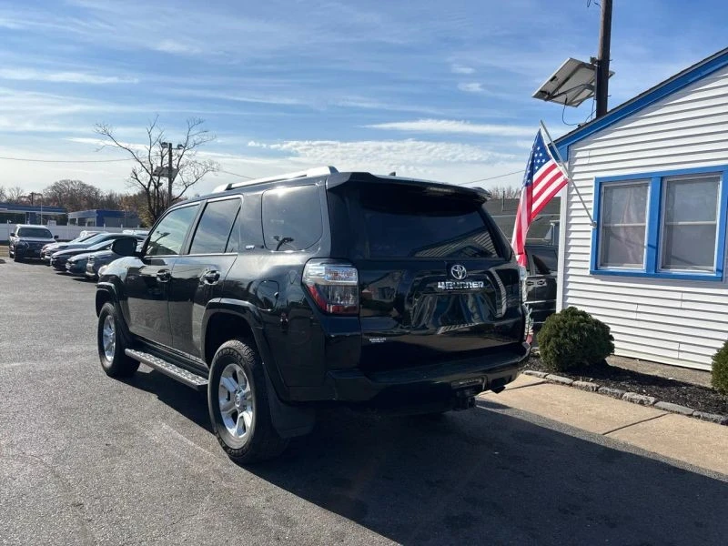 2016 Toyota 4Runner 5th Gen - Image 5 of 12