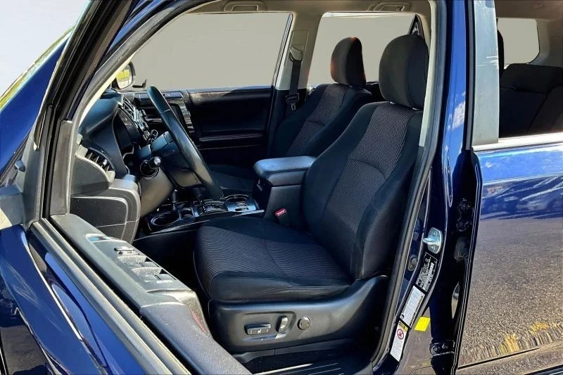 2016 Toyota 4Runner 5th Gen - Image 10 of 12