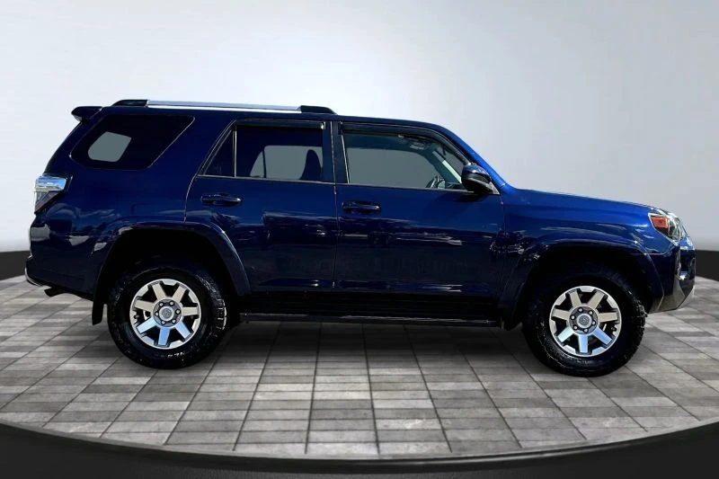 2016 Toyota 4Runner 5th Gen - Image 8 of 12