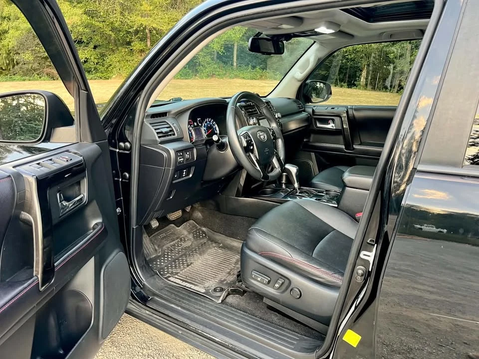 2016 Toyota 4Runner 5th Gen - Image 9 of 13