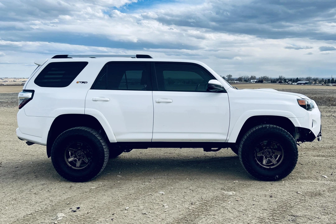 2016 Toyota 4Runner 5th Gen - Image 3 of 5