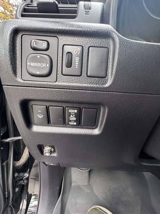 2016 Toyota 4Runner 5th Gen - Image 13 of 24