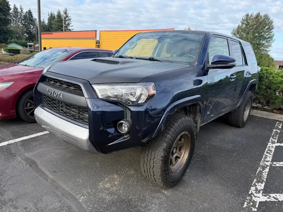 2016 Toyota 4Runner 5th Gen - Image 2 of 2
