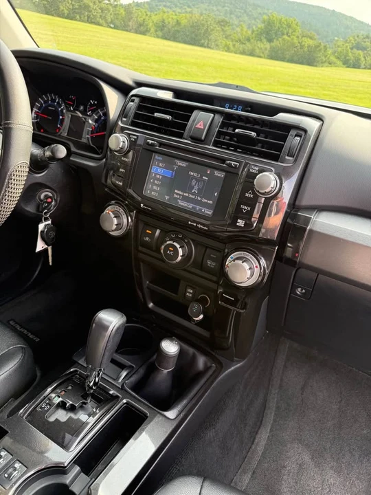 2016 Toyota 4Runner 5th Gen - Image 9 of 13