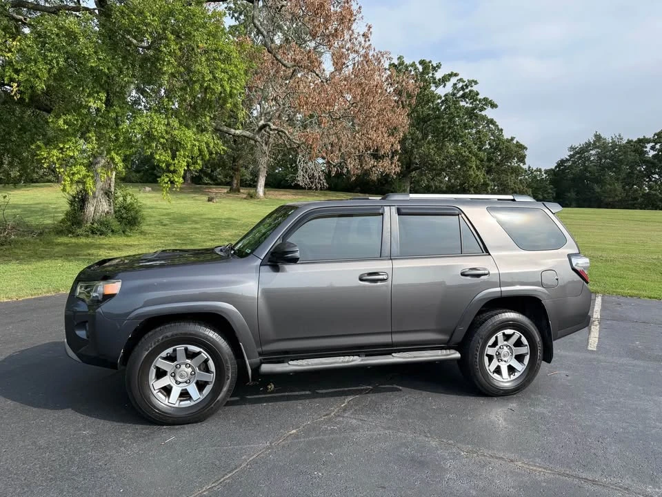 2016 Toyota 4Runner 5th Gen - Image 3 of 13