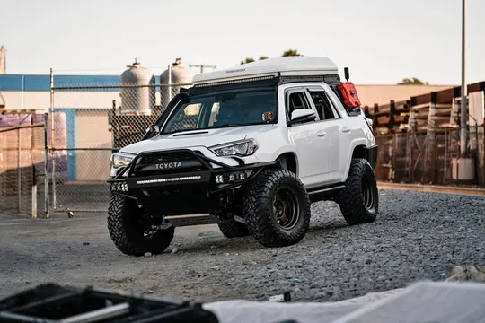2016 Toyota 4Runner Trail Premium Sport Utility 4D