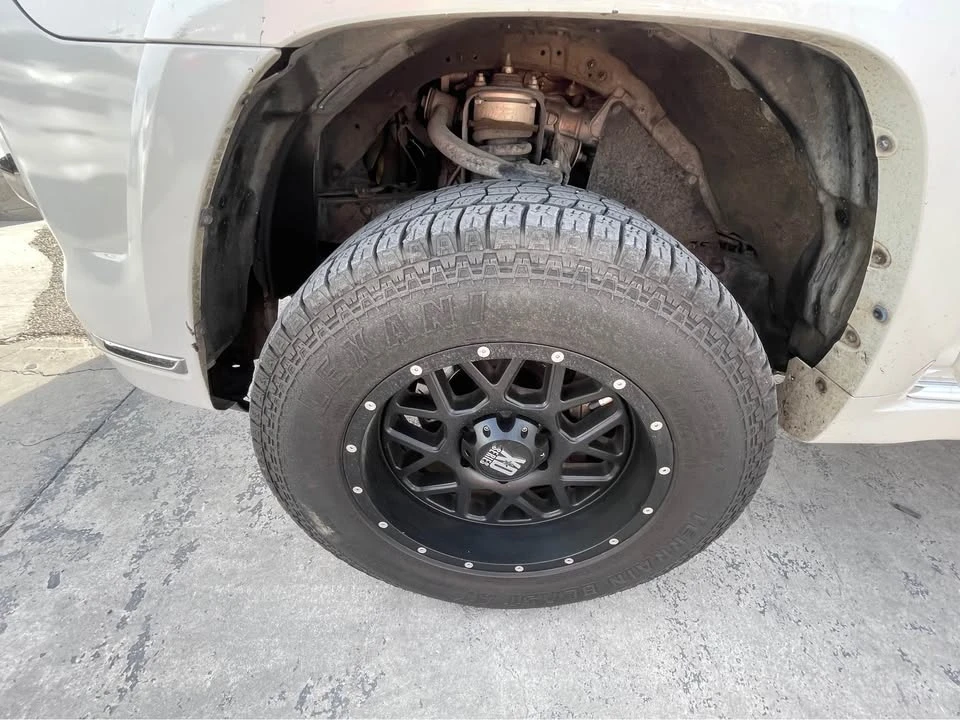 2016 Toyota 4Runner 5th Gen - Image 11 of 11