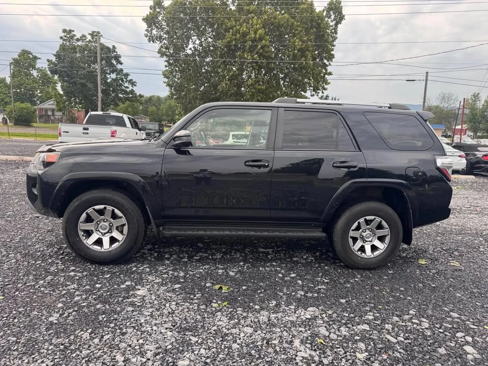 2016 Toyota 4Runner 5th Gen - Image 7 of 17