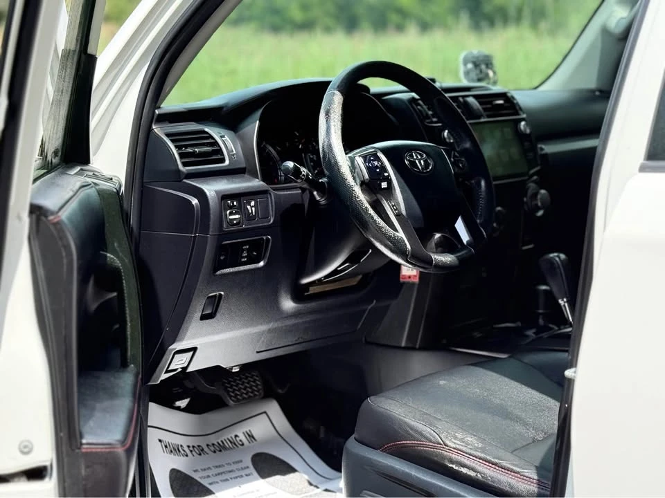 2016 Toyota 4Runner 5th Gen - Image 13 of 15