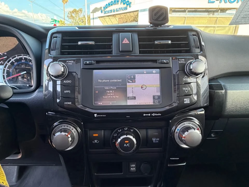 2016 Toyota 4Runner 5th Gen - Image 11 of 20