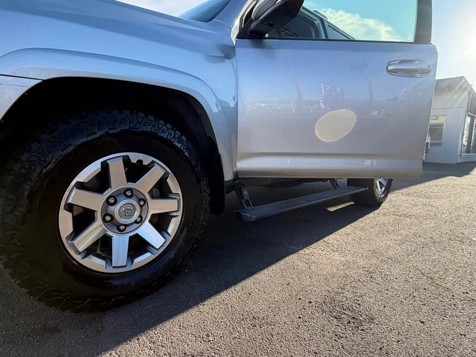 2016 Toyota 4Runner 5th Gen - Image 7 of 20