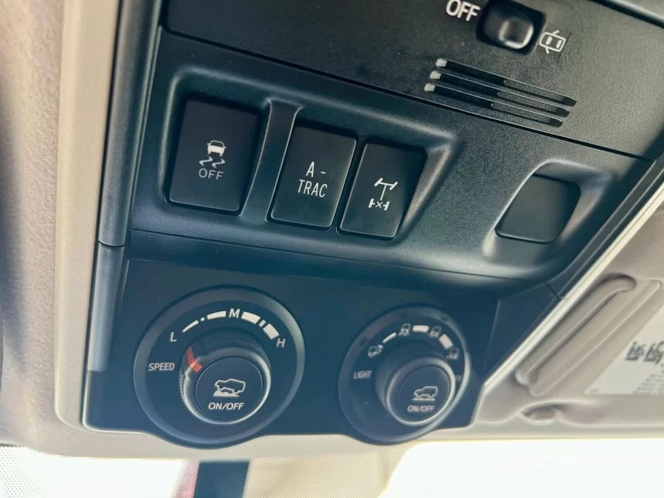 2016 Toyota 4Runner 5th Gen - Image 12 of 14