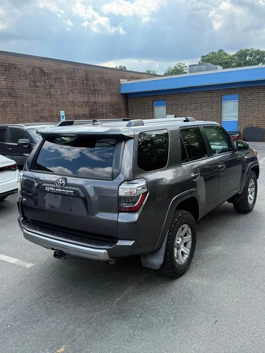 2016 Toyota 4Runner 5th Gen - Image 3 of 10