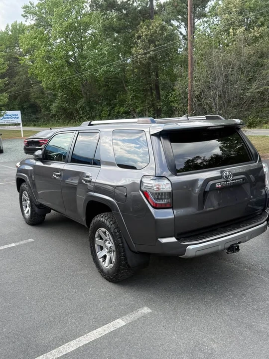 2016 Toyota 4Runner 5th Gen - Image 4 of 10