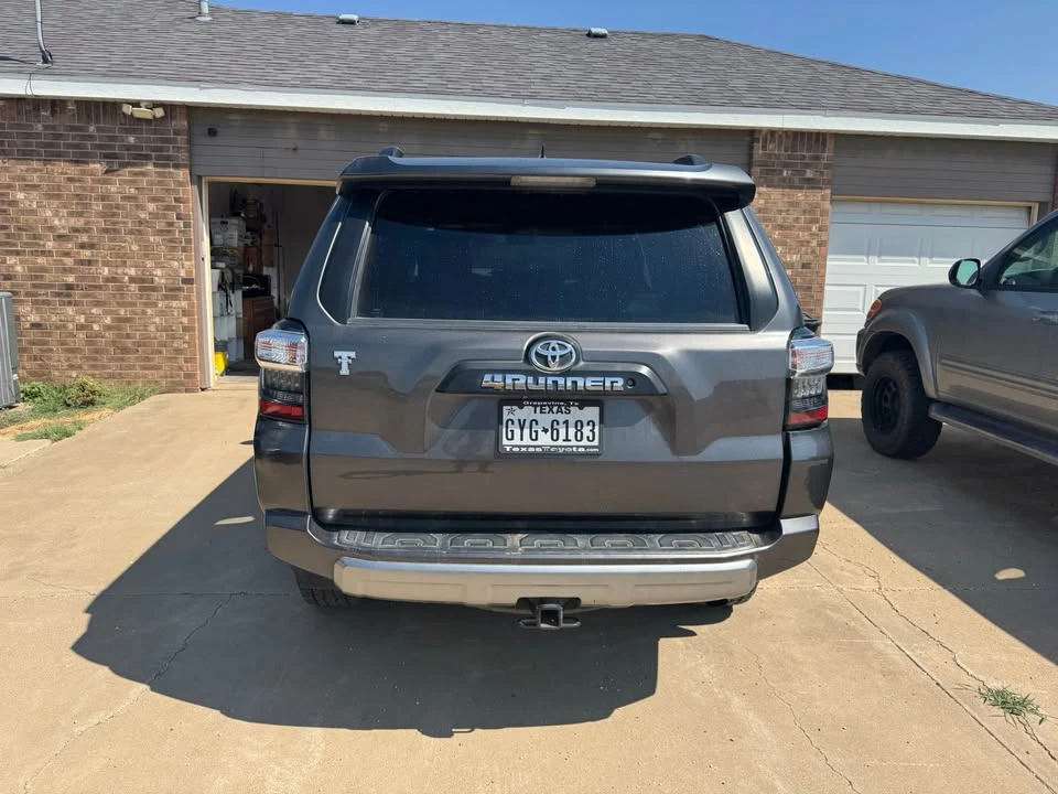 2016 Toyota 4Runner 5th Gen - Image 4 of 11
