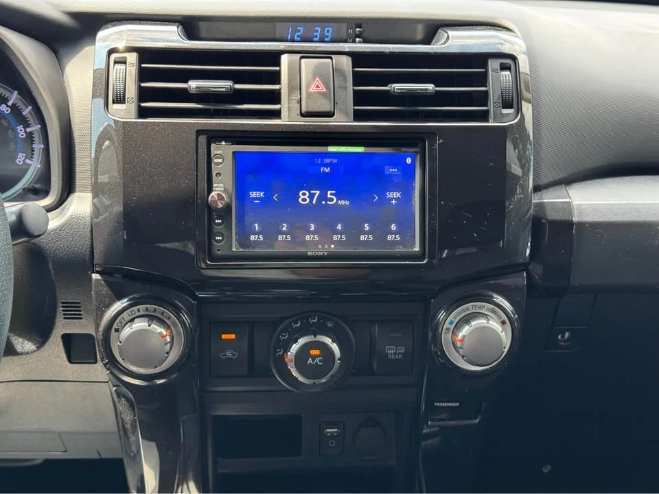 2016 Toyota 4Runner 5th Gen - Image 9 of 20