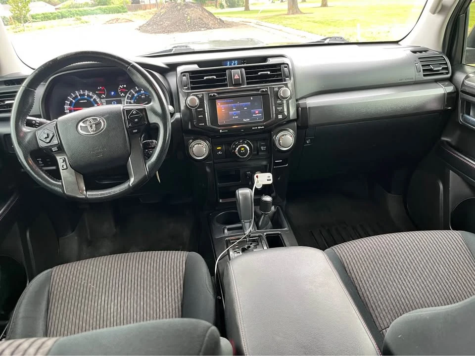 2016 Toyota 4Runner 5th Gen - Image 10 of 16