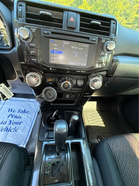 2016 Toyota 4Runner 5th Gen - Image 9 of 10