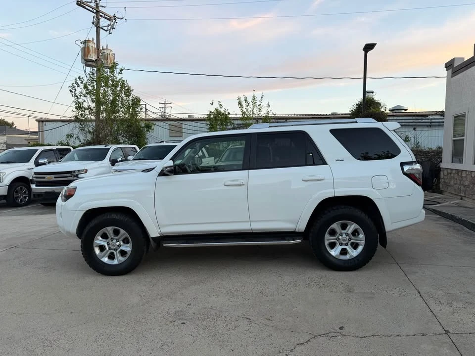 2016 Toyota 4Runner 5th Gen - Image 2 of 20