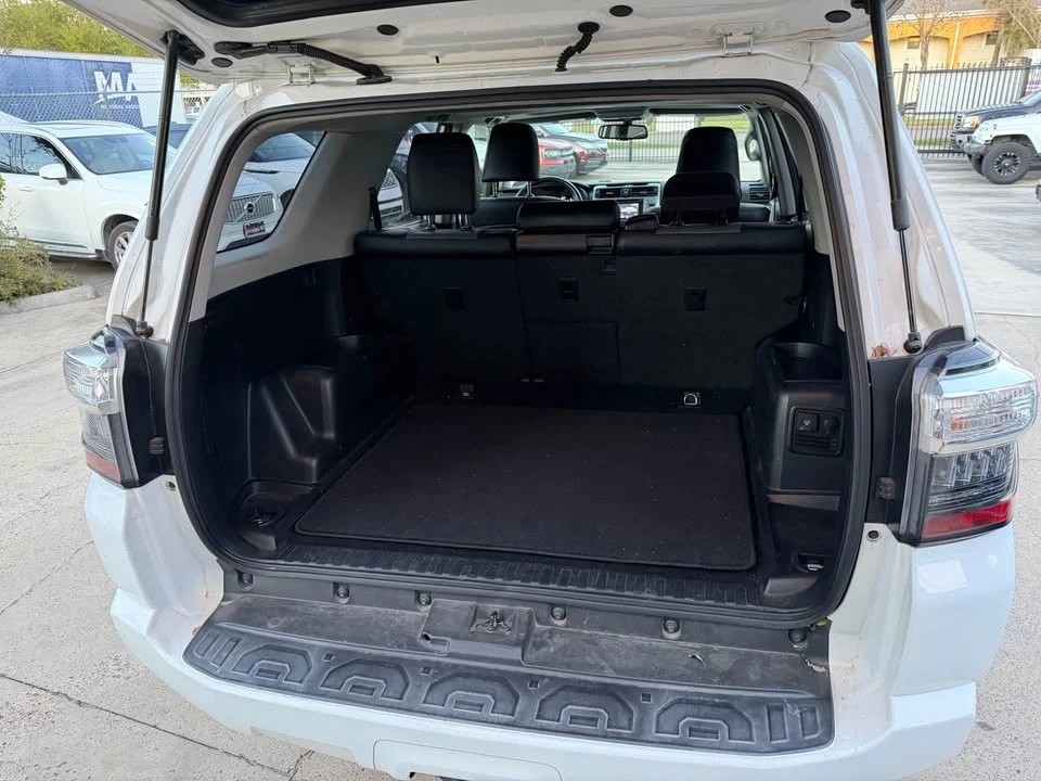 2016 Toyota 4Runner 5th Gen - Image 17 of 20