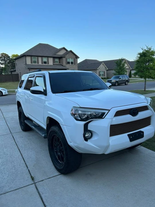 2016 Toyota 4Runner 5th Gen - Image 2 of 13