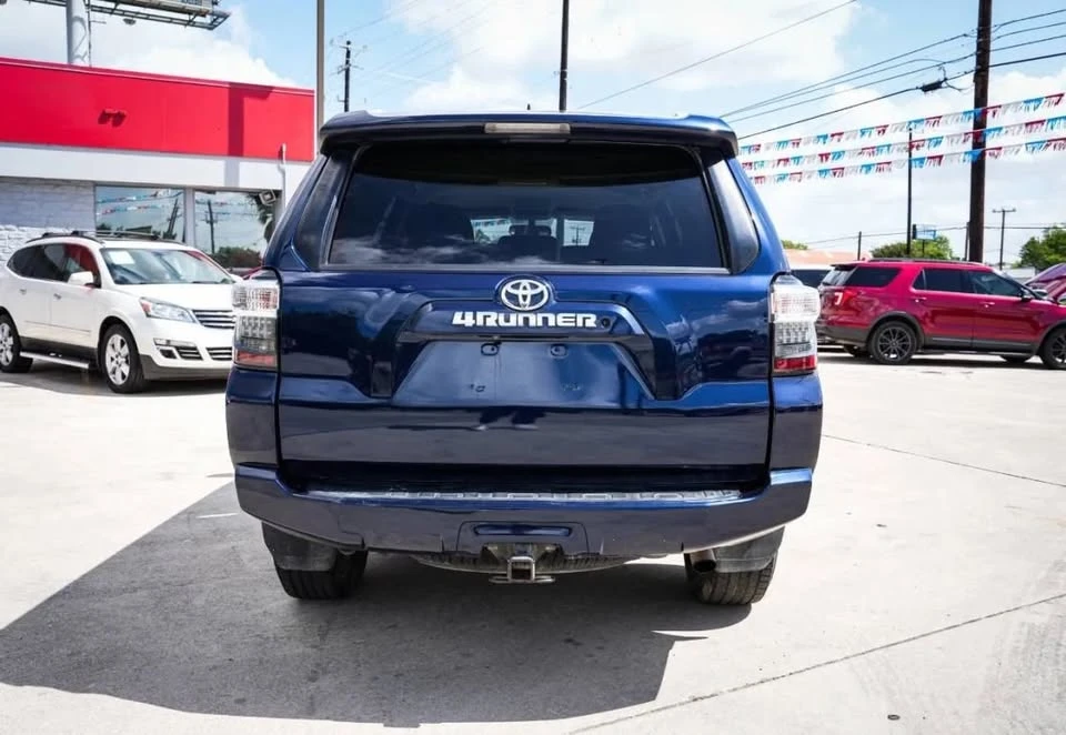 2016 Toyota 4Runner 5th Gen - Image 4 of 11
