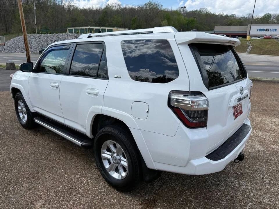 2016 Toyota 4Runner 5th Gen - Image 5 of 20
