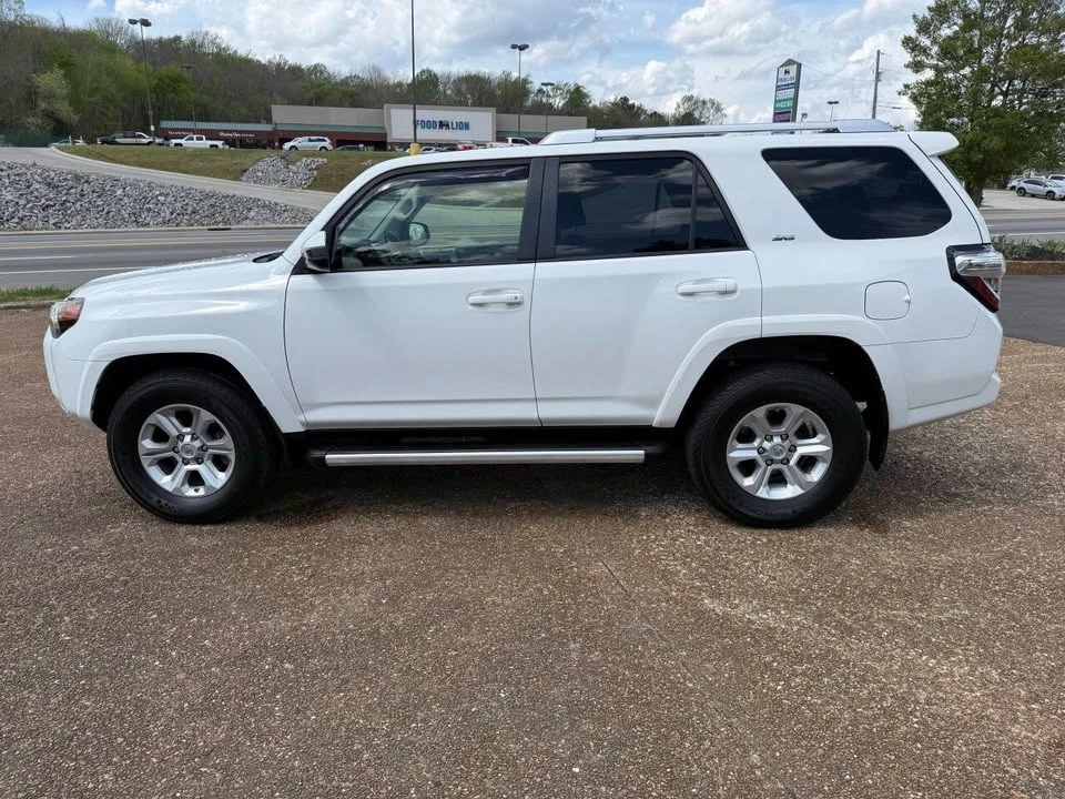 2016 Toyota 4Runner 5th Gen - Image 6 of 20