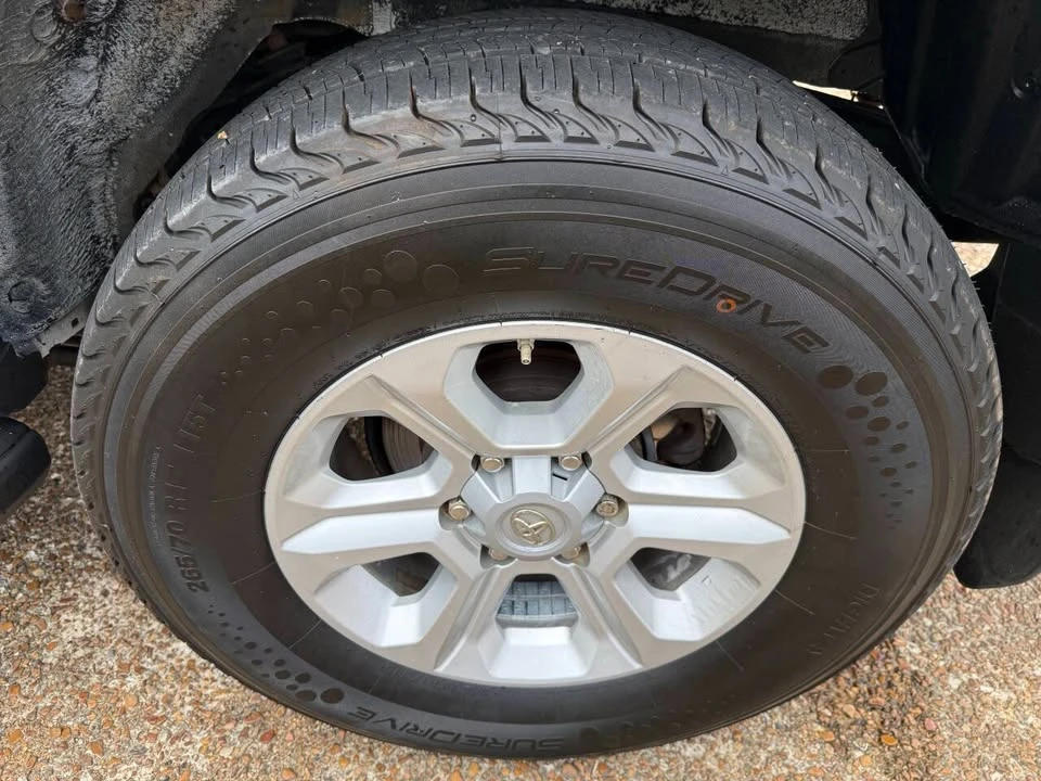 2016 Toyota 4Runner 5th Gen - Image 19 of 20