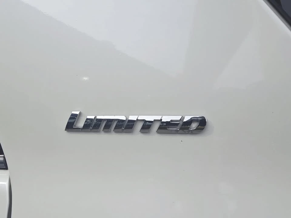 2016 Toyota 4Runner 5th Gen - Image 14 of 20