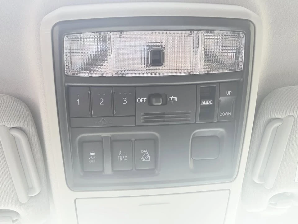2016 Toyota 4Runner 5th Gen - Image 10 of 20